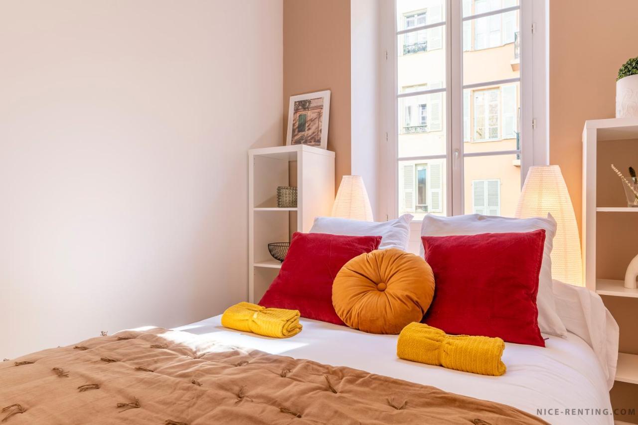Nice Renting - Bavastro - Luxurious Loft - 2 Bedroom - Ac - Balcony - Trendy Neighborhood Ngoại thất bức ảnh